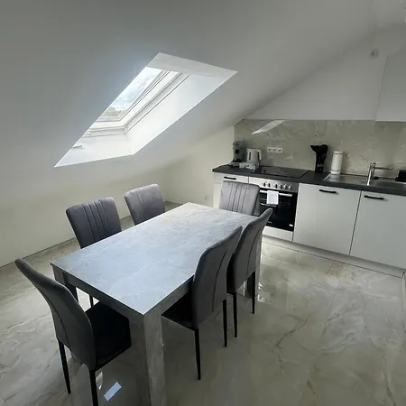 Sunshine דירה רוסט